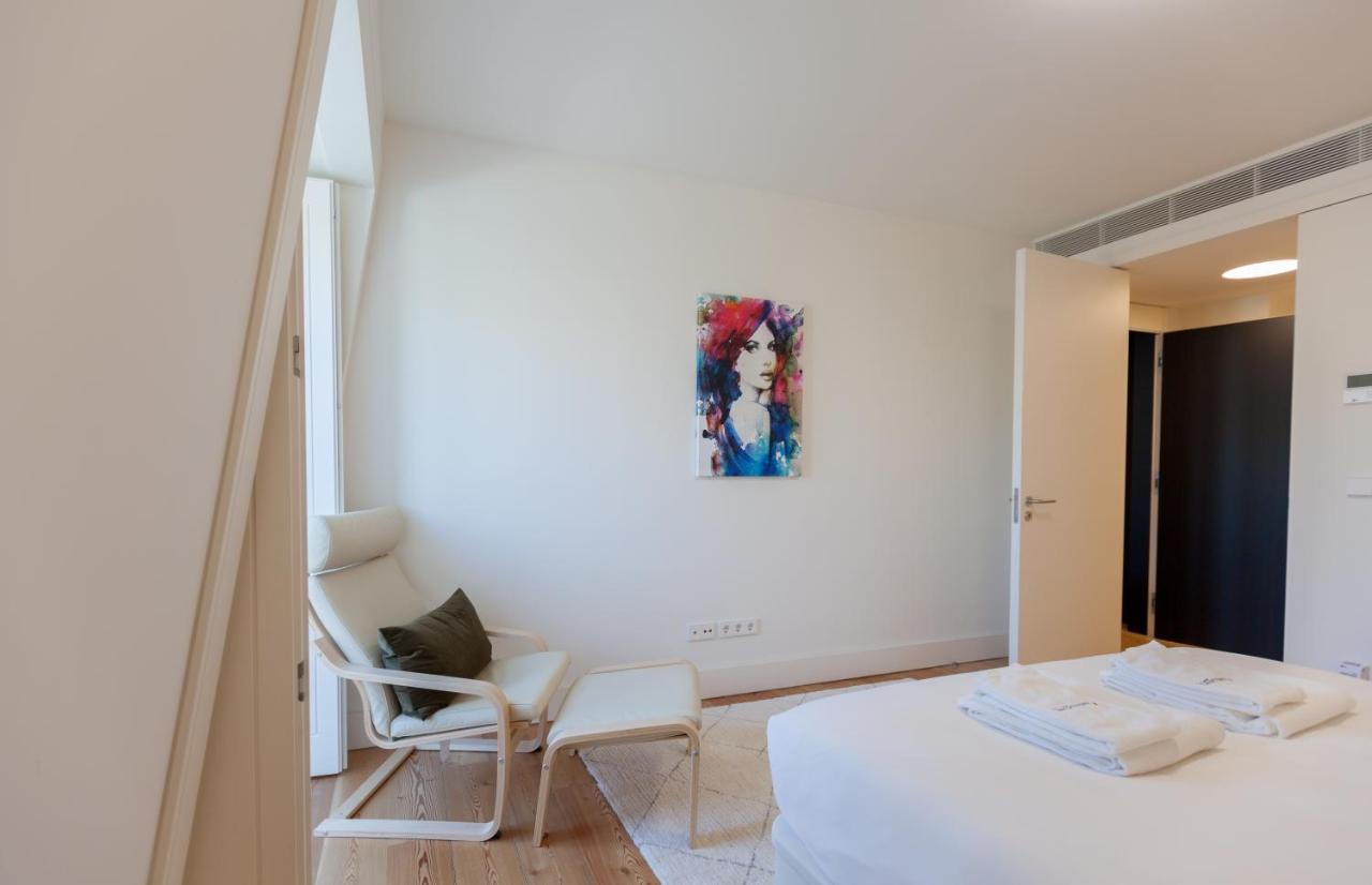 Flh Praca Comercio Artistic Flat With Balcony ลิสบอน ภายนอก รูปภาพ