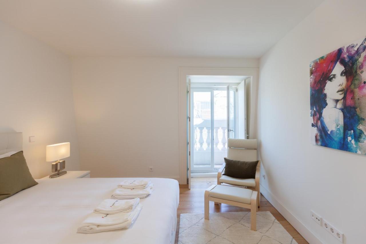 Flh Praca Comercio Artistic Flat With Balcony ลิสบอน ภายนอก รูปภาพ